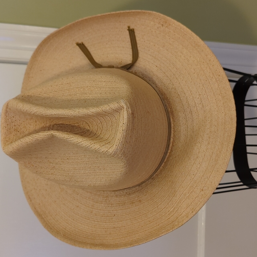 Men's Straw Cowboy Hat in Natural - Classic Western Style